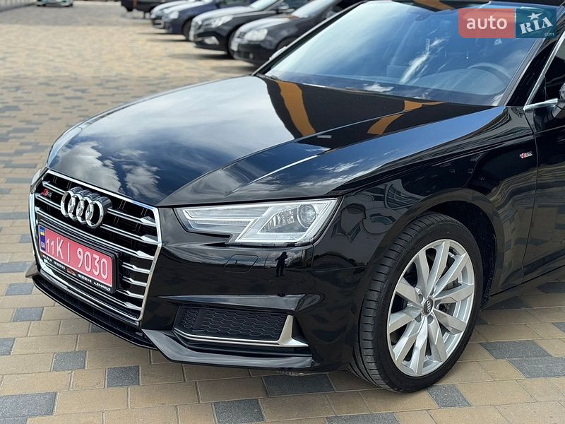 Седан Audi A4 2019 в Виннице