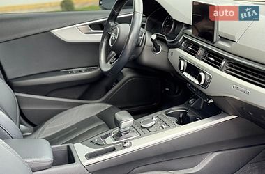 Седан Audi A4 2019 в Виннице