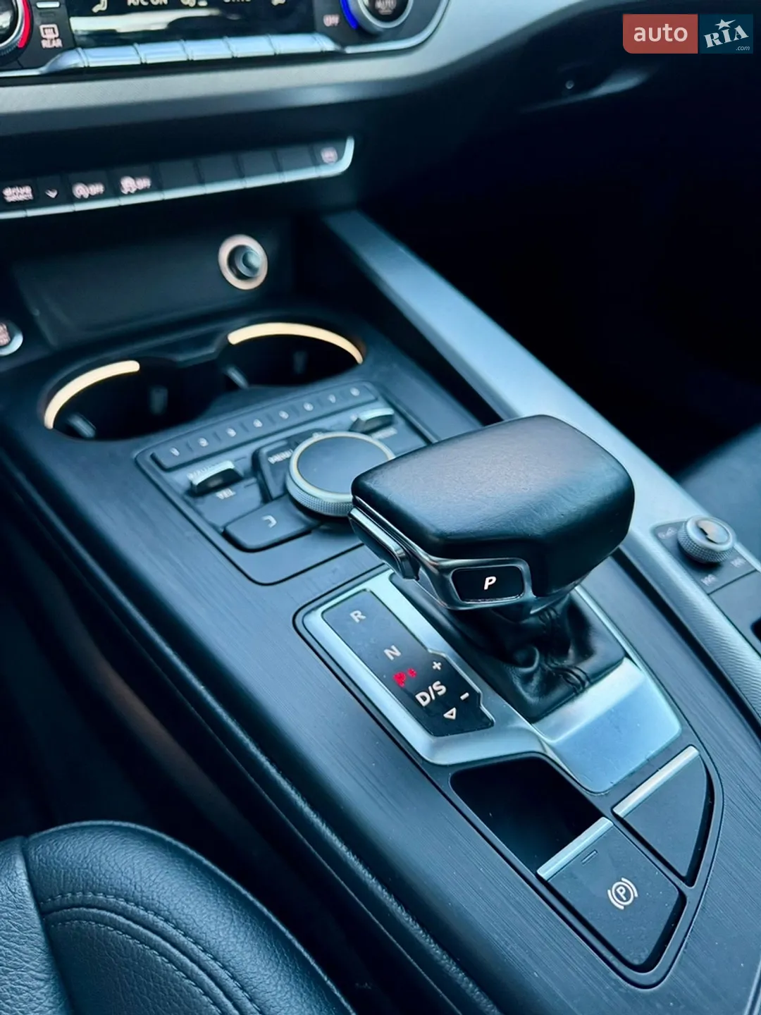 2016 Audi A4 - мініатюра 14
