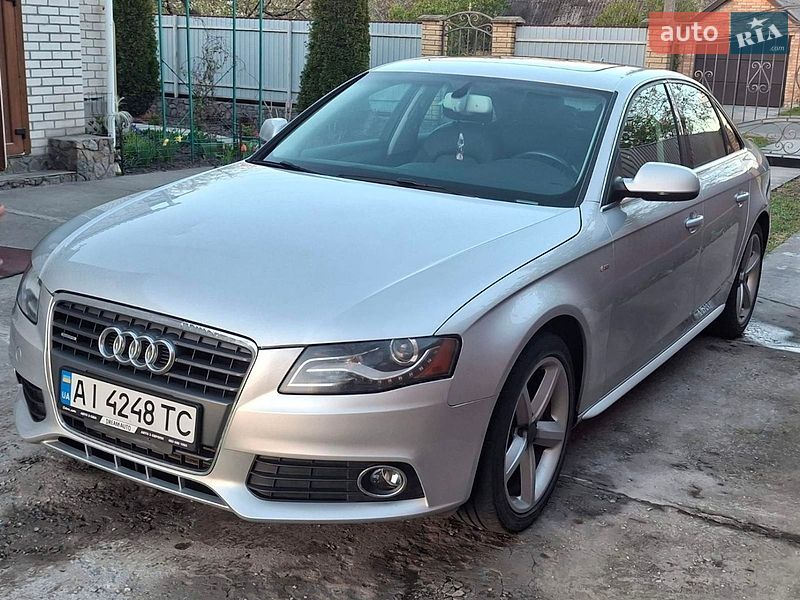 Седан Audi A4 2012 в Кагарлику