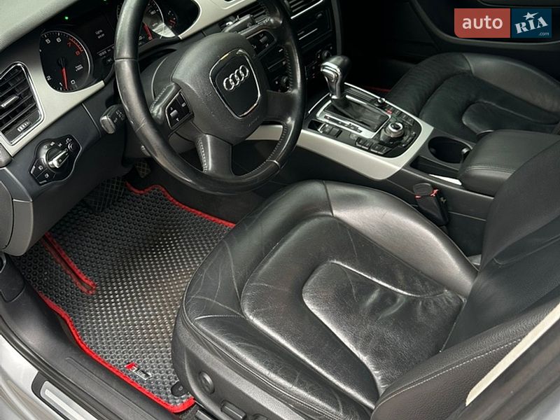 Седан Audi A4 2011 в Киеве