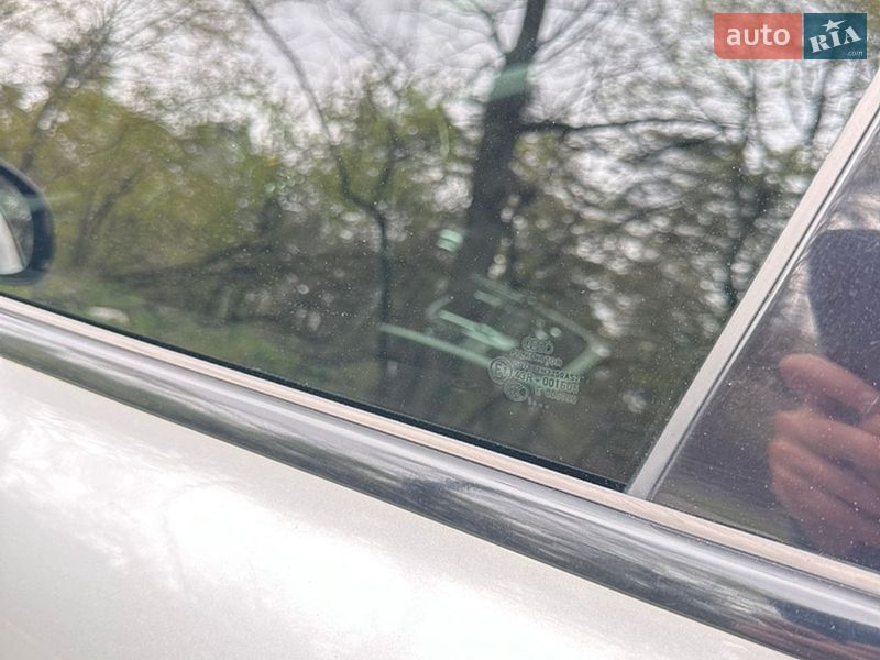 Седан Audi A4 2011 в Киеве