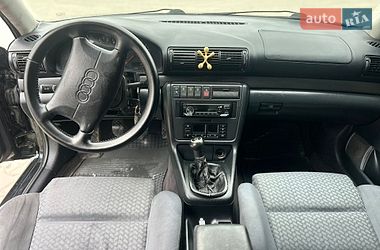 Седан Audi A4 1996 в Хмельницком