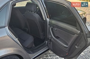 Седан Audi A4 2002 в Вишневому