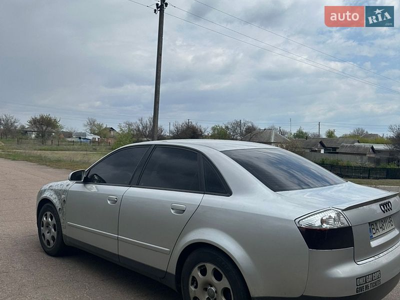 Седан Audi A4 2001 в Черкасах
