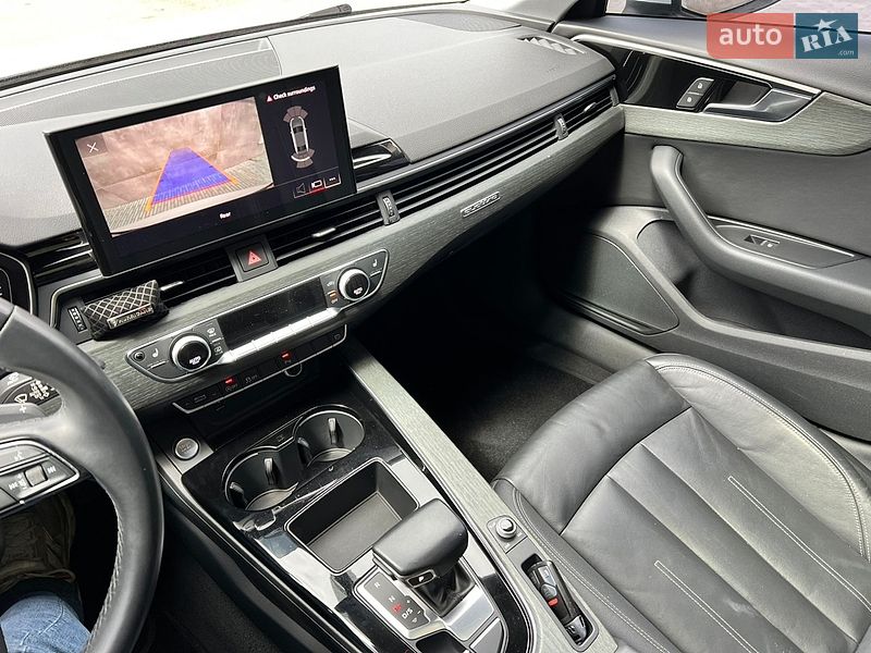 Седан Audi A4 2021 в Николаеве