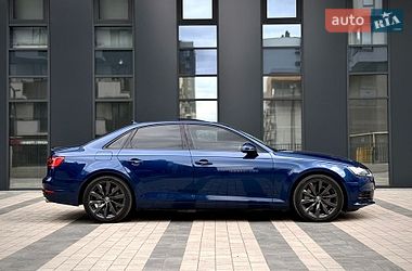 Седан Audi A4 2016 в Львове
