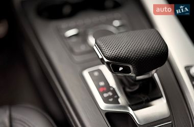 Седан Audi A4 2016 в Львове