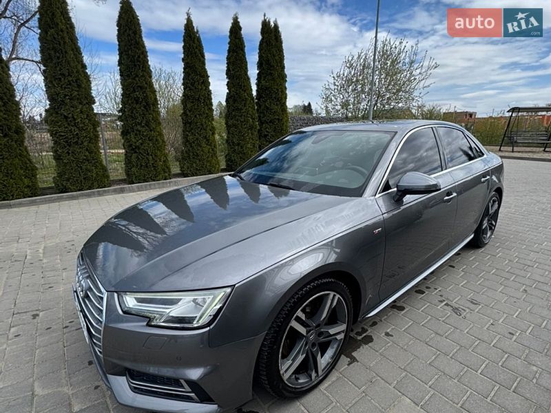 Седан Audi A4 2018 в Львове