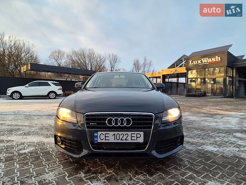 Седан Audi A4 2010 в Черновцах