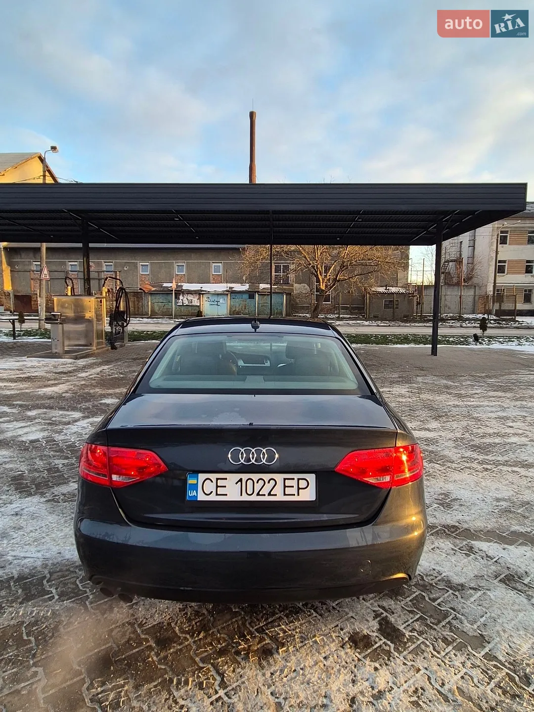 2010 Audi A4 - мініатюра 3