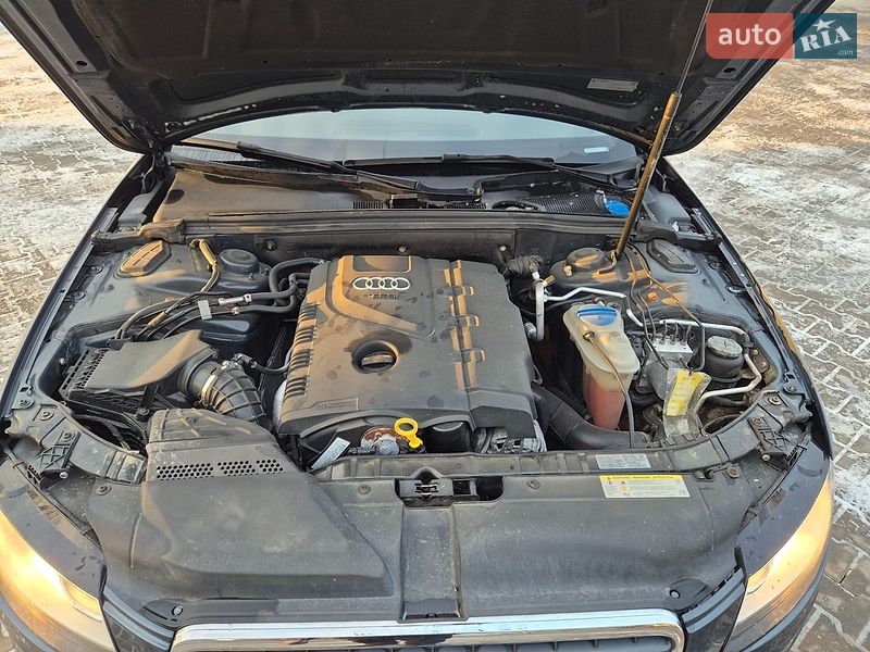 Седан Audi A4 2010 в Черновцах
