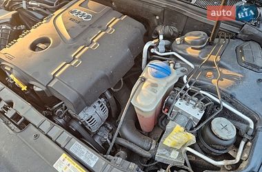 Седан Audi A4 2010 в Черновцах