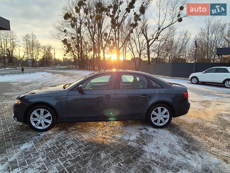 Седан Audi A4 2010 в Черновцах