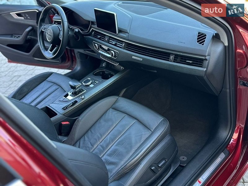 Седан Audi A4 2018 в Дрогобичі