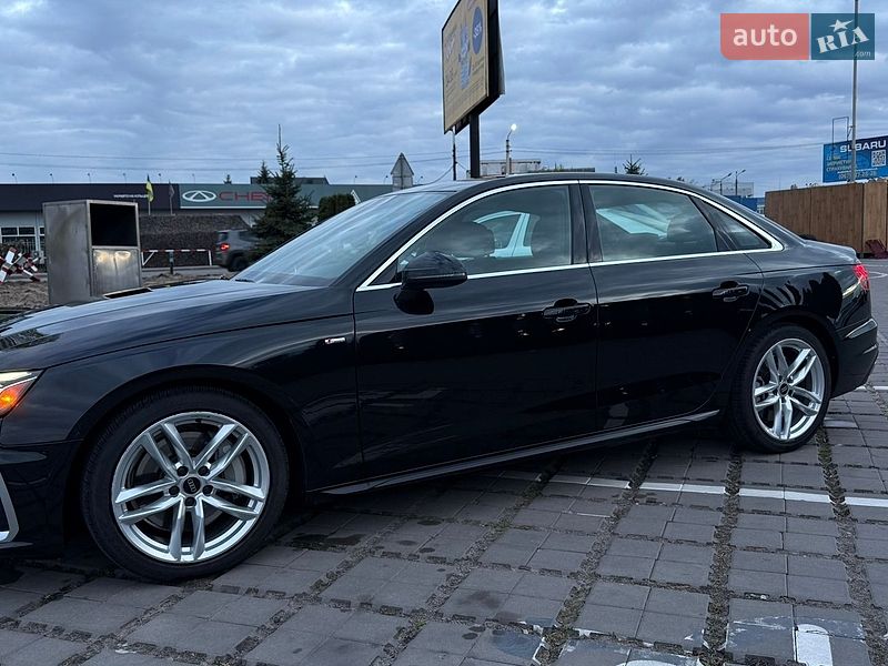 Седан Audi A4 2022 в Києві