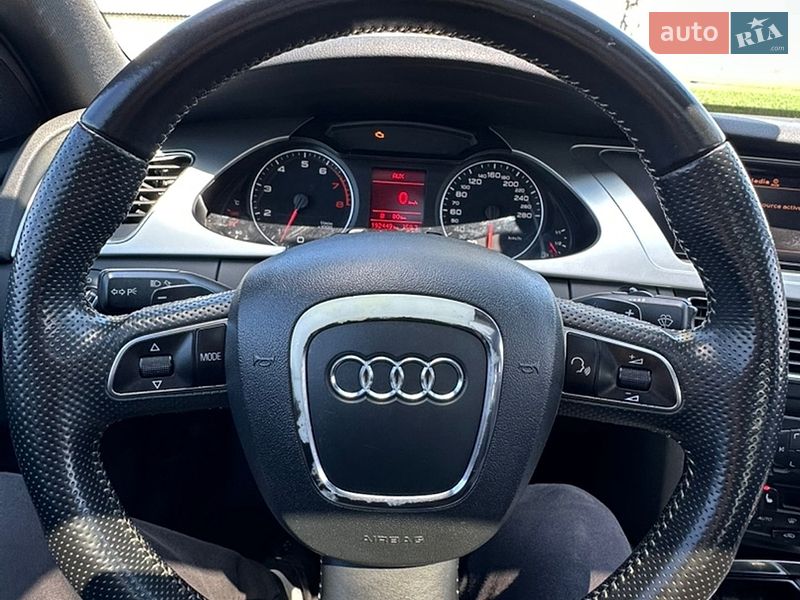 Седан Audi A4 2011 в Яготине