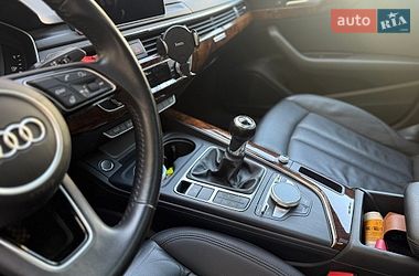 Седан Audi A4 2017 в Киеве