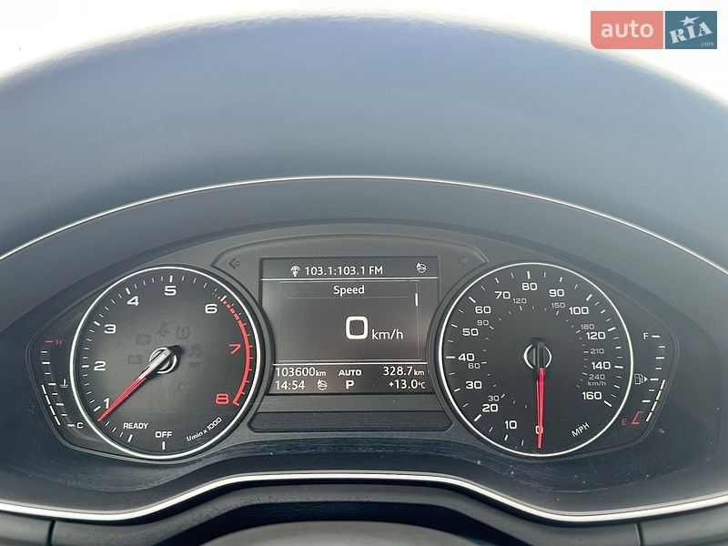 Седан Audi A4 2016 в Киеве