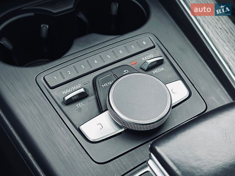 Седан Audi A4 2016 в Кременчуге
