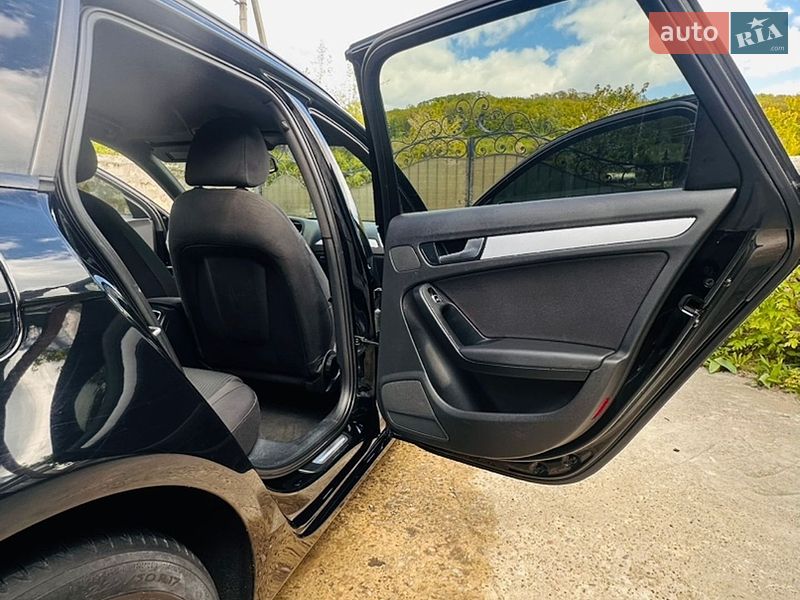 Універсал Audi A4 2013 в Чернівцях