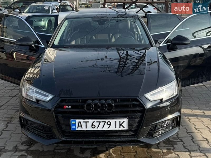 Audi A4 2017