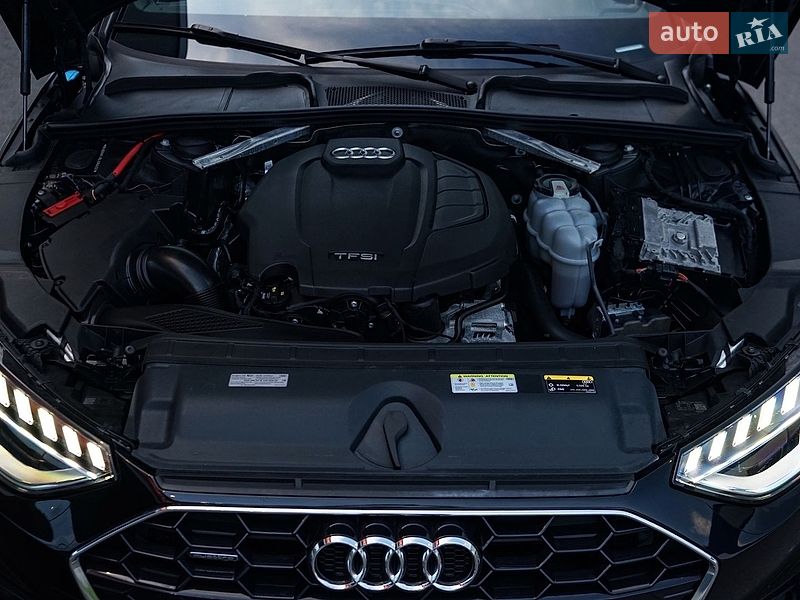 Седан Audi A4 2020 в Львові