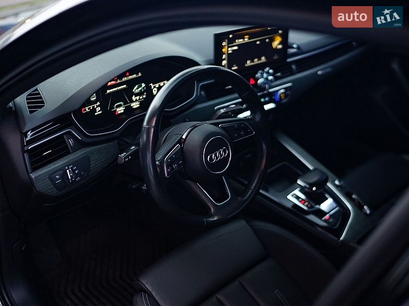 Седан Audi A4 2020 в Львові
