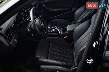 Седан Audi A4 2020 в Львові