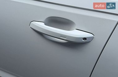 Седан Audi A4 2017 в Днепре