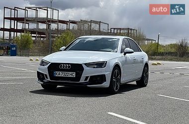 Седан Audi A4 2016 в Києві