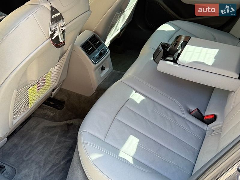 Седан Audi A4 2018 в Тернополі
