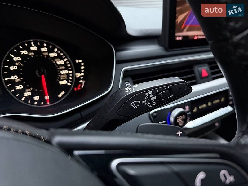Седан Audi A4 2017 в Києві