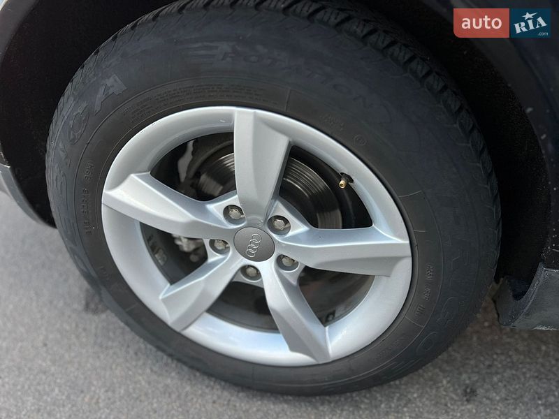 Седан Audi A4 2003 в Киеве