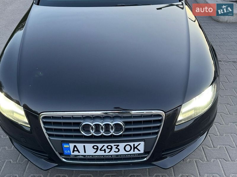 Седан Audi A4 2011 в Киеве