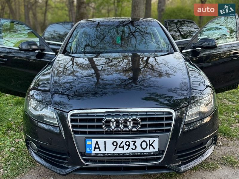 Седан Audi A4 2011 в Киеве