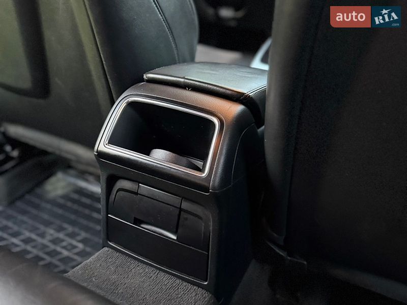 Седан Audi A4 2011 в Киеве