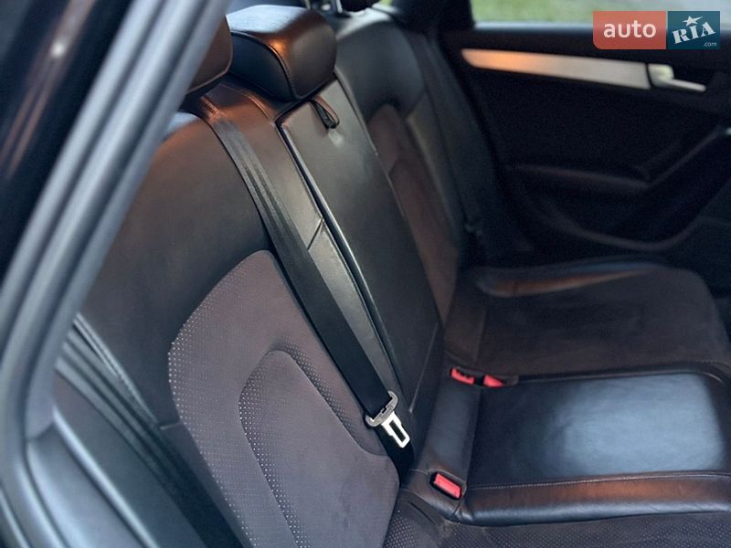Седан Audi A4 2011 в Киеве