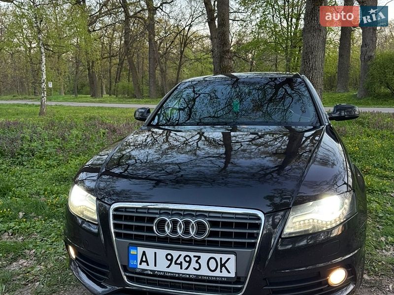 Седан Audi A4 2011 в Киеве