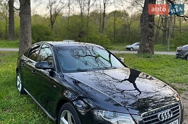 Седан Audi A4 2011 в Киеве