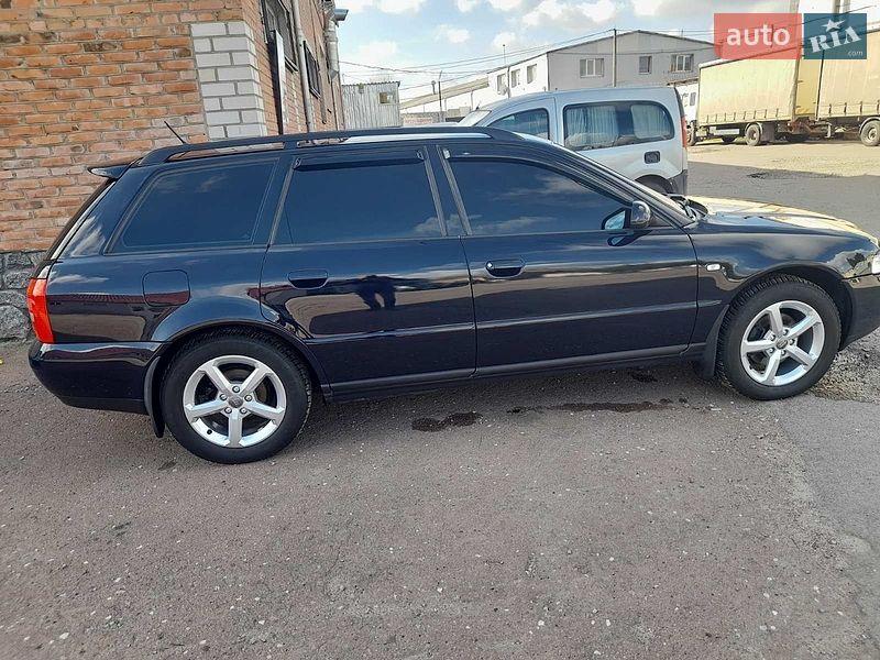 Універсал Audi A4 1999 в Житомирі