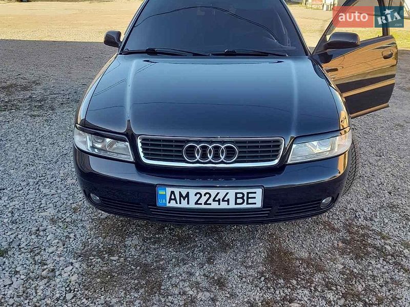 Універсал Audi A4 1999 в Житомирі