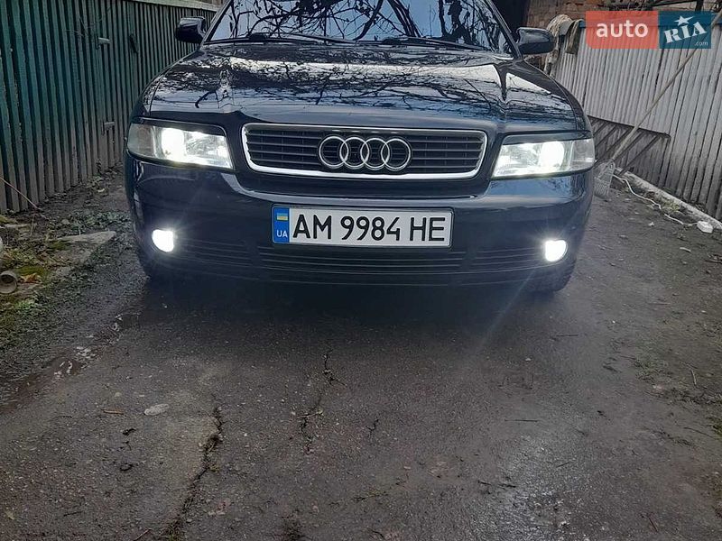 Універсал Audi A4 1999 в Житомирі