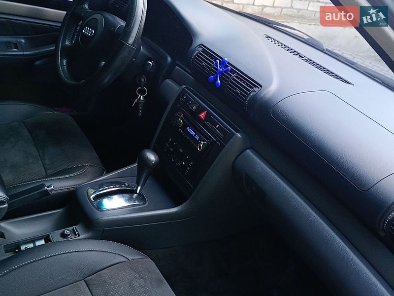 Універсал Audi A4 1999 в Житомирі