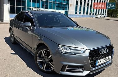 Седан Audi A4 2016 в Кривом Роге