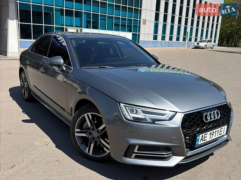 Седан Audi A4 2016 в Кривом Роге