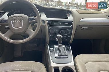 Седан Audi A4 2012 в Киеве