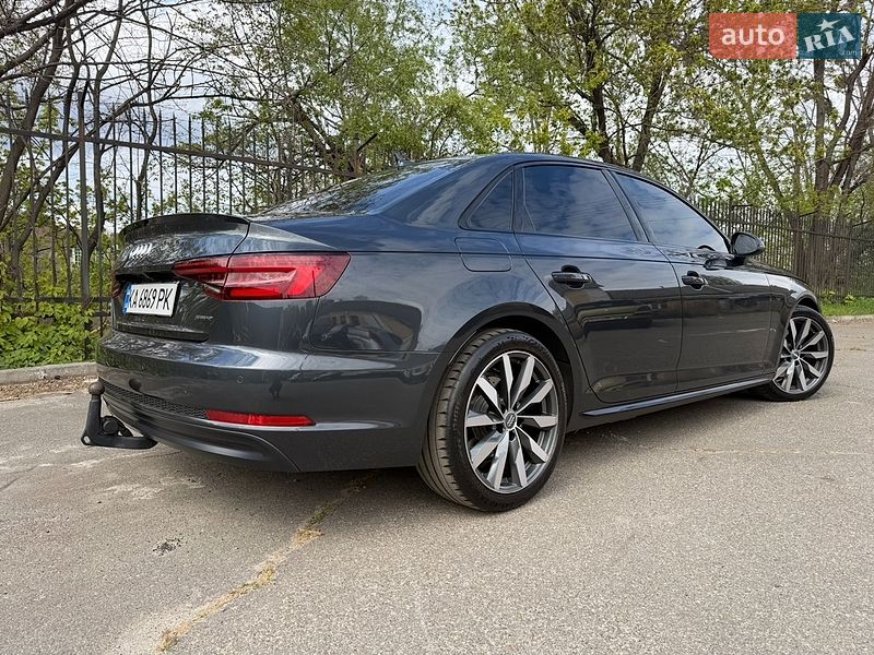 Седан Audi A4 2018 в Києві