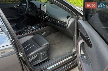 Седан Audi A4 2018 в Києві