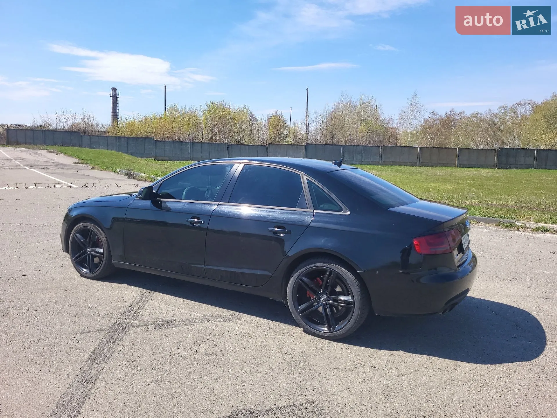2010 Audi A4 - мініатюра 4
